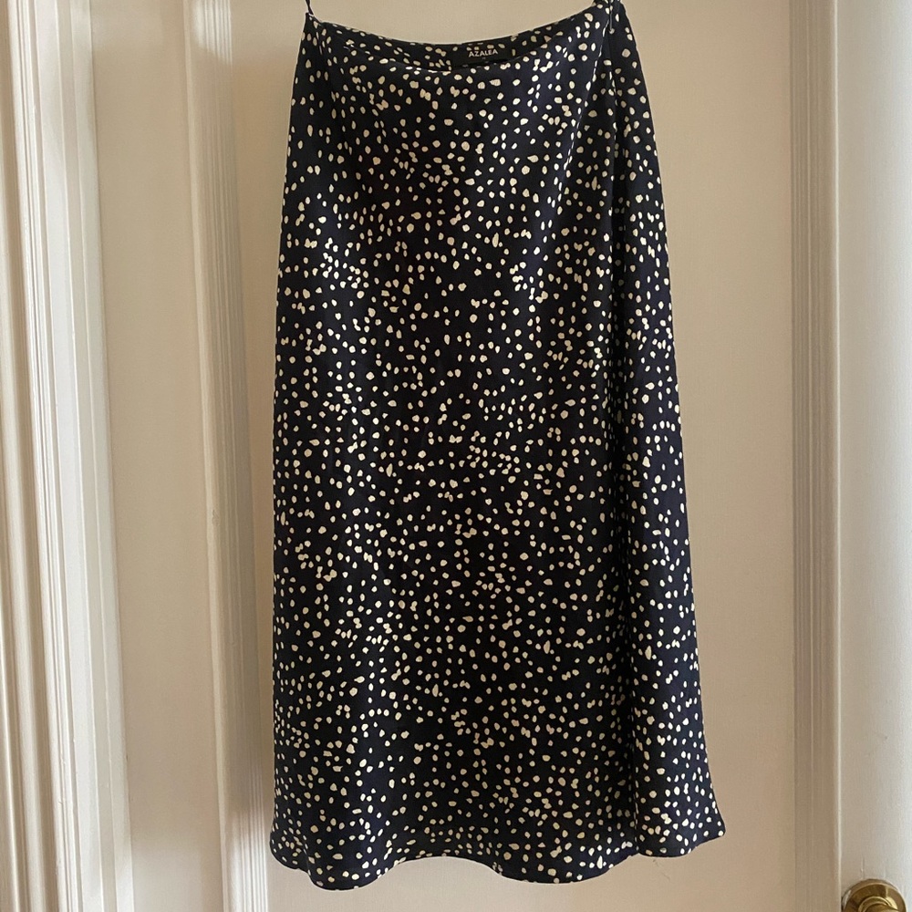 Azalea Midi Skirt in size XS. Worn Once!